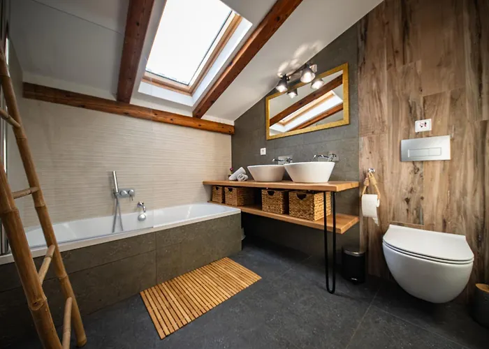Nika - Rustic Stone House With Heated Pool Willa Rasopasno