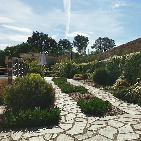 Villa Nika - Rustic Stone House With Heated Pool