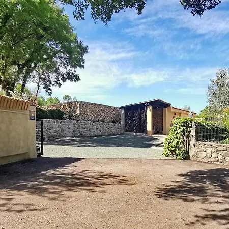 Villa Nika - Rustic Stone House With Heated Pool