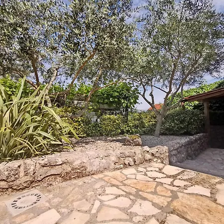 Villa Nika - Rustic Stone House With Heated Pool *