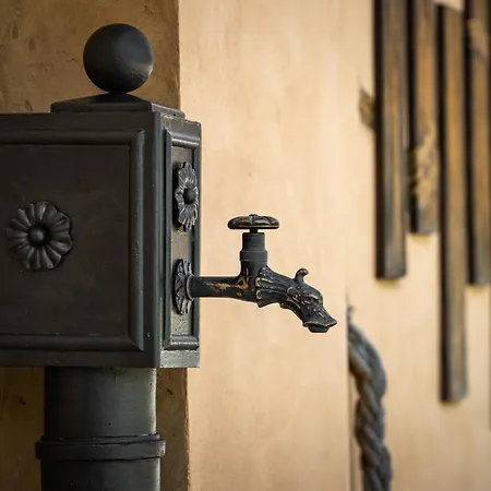 וילה Villa Nika - Rustic Stone House With Heated Pool *