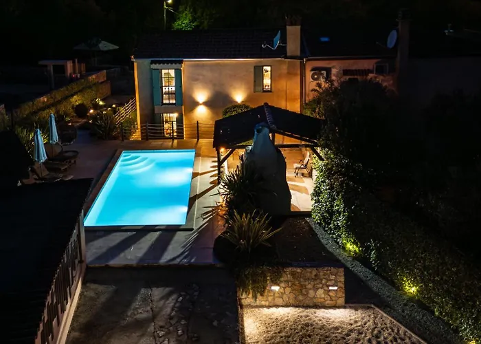 Nika - Rustic Stone House With Heated Pool *