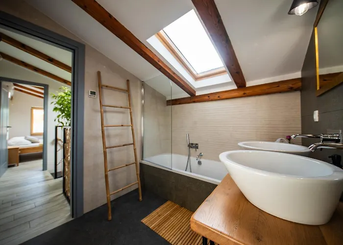 Villa Nika - Rustic Stone House With Heated Pool