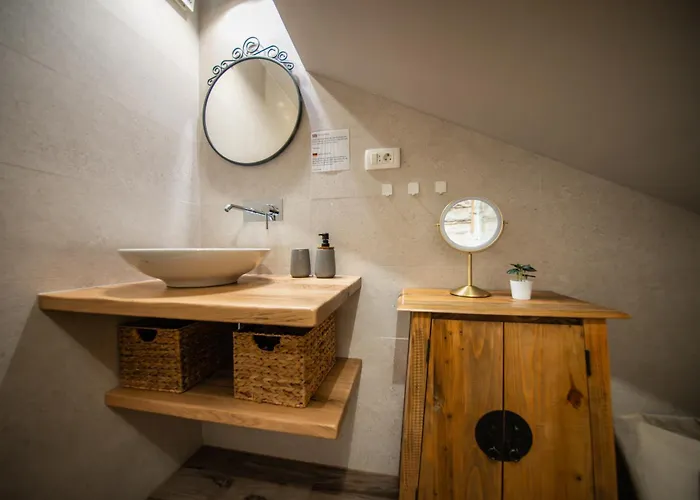 Villa Nika - Rustic Stone House With Heated Pool *