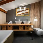 Nika - Rustic Stone House With Heated Pool Villa Rasopasno