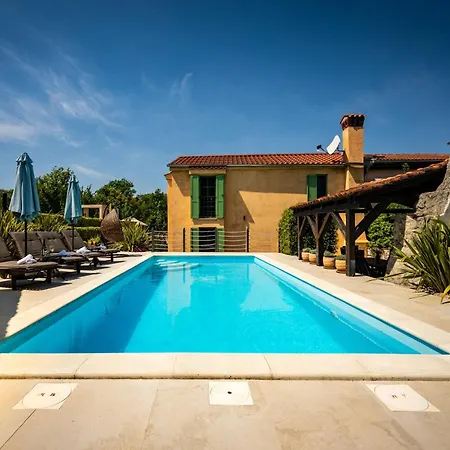 Villa Nika - Rustic Stone House With Heated Pool
