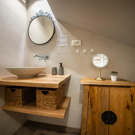 Villa Nika - Rustic Stone House With Heated Pool *