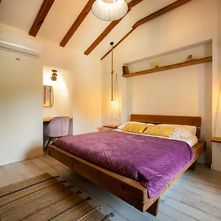 Villa Nika - Rustic Stone House With Heated Pool