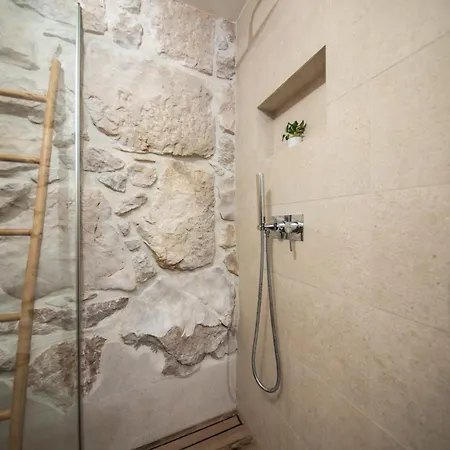 Villa Nika - Rustic Stone House With Heated Pool