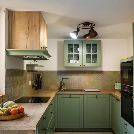 Villa Nika - Rustic Stone House With Heated Pool Rasopasno